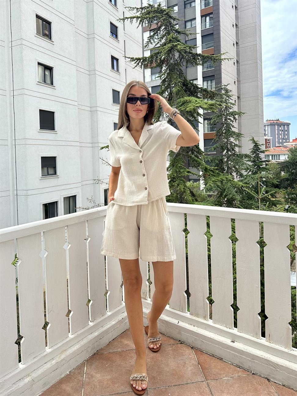 Ekru Gofre Kadın Takım