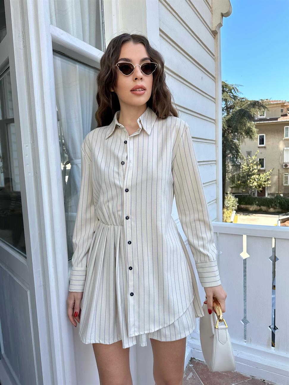 Ekru Gömlek Yaka Çizgili Elbise