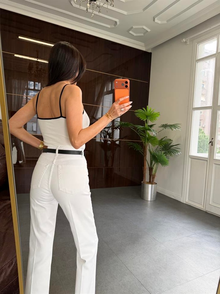 Ekru Kontrast Şeritli Askılı Top