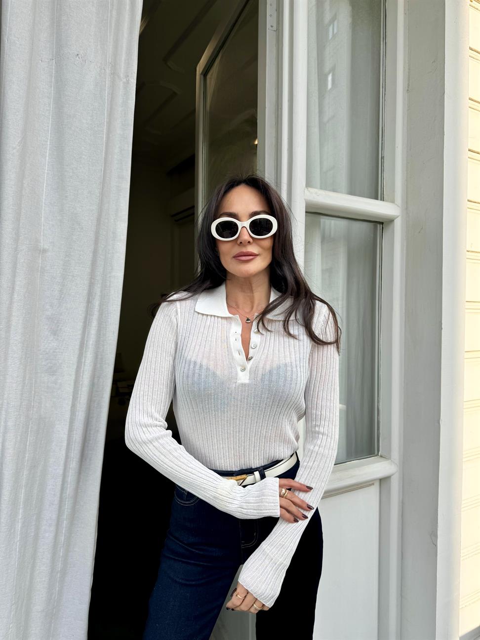 Ekru Polo Yaka Düğmeli İnce Triko Kazak