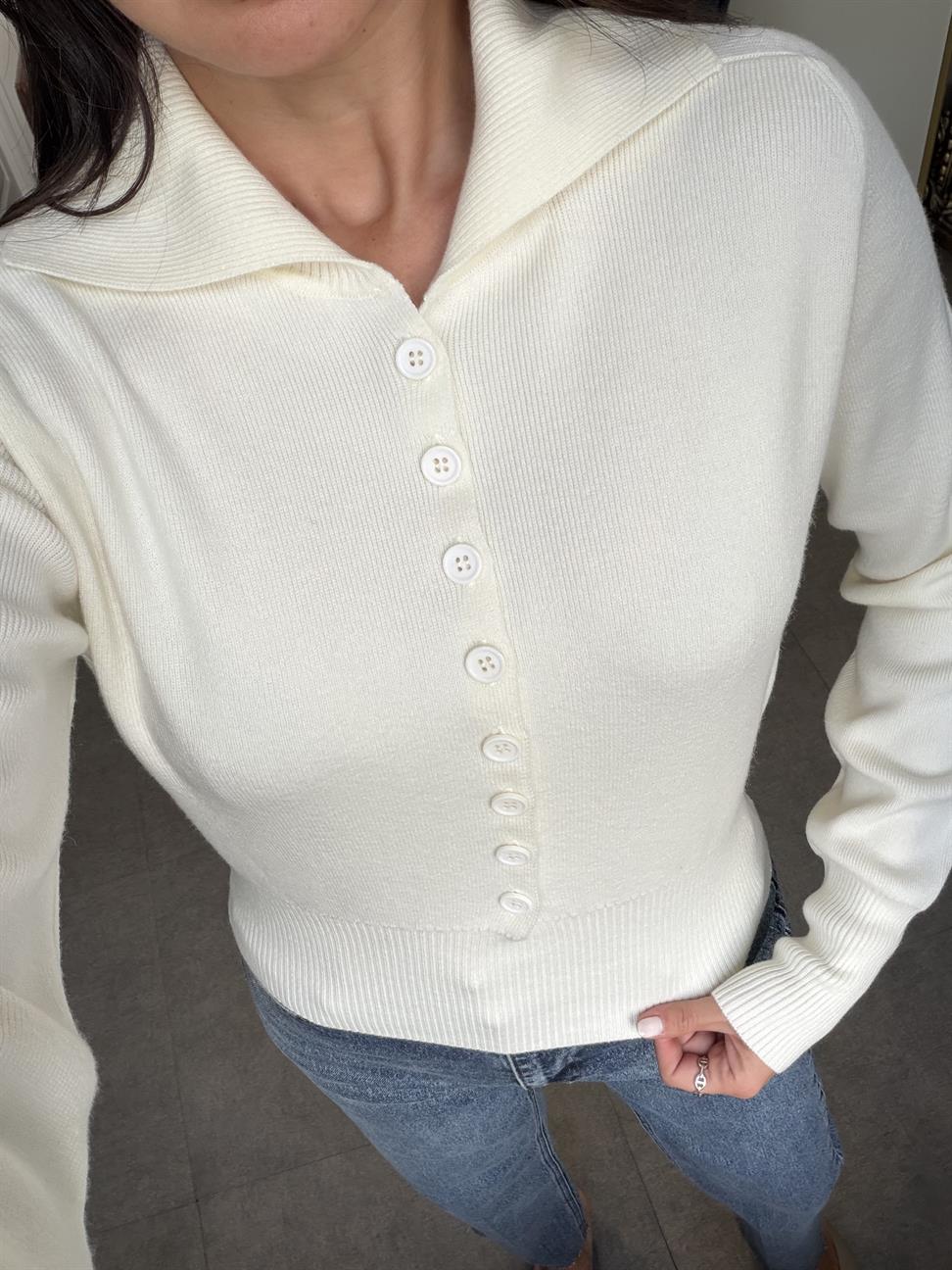 Ekru Polo Yaka Yünlü Düğmeli Triko Kazak
