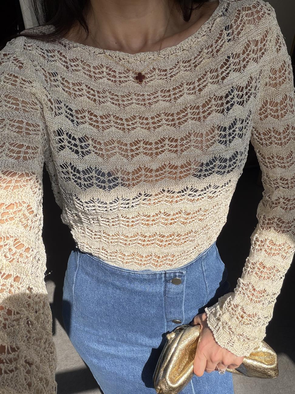 Ekru Simli Ajurlu Triko Bluz