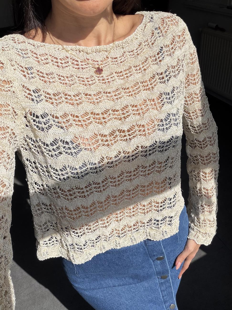 Ekru Simli Ajurlu Triko Bluz