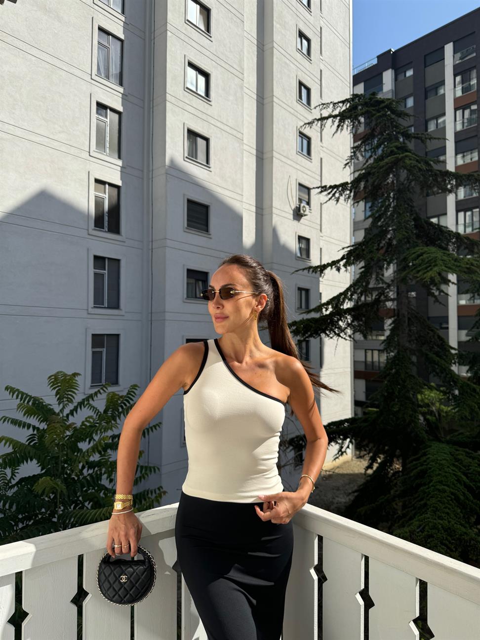 Ekru Tek Kol Biyeli Atlet