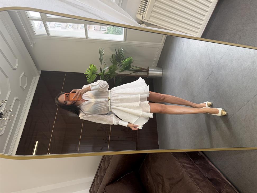 Ekru Volanlı Kısa Elbise