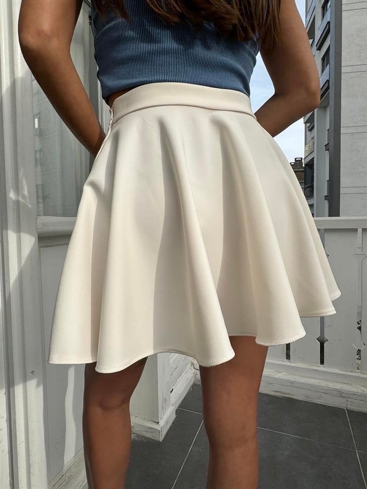 Ekru Volanlı Mini Etek