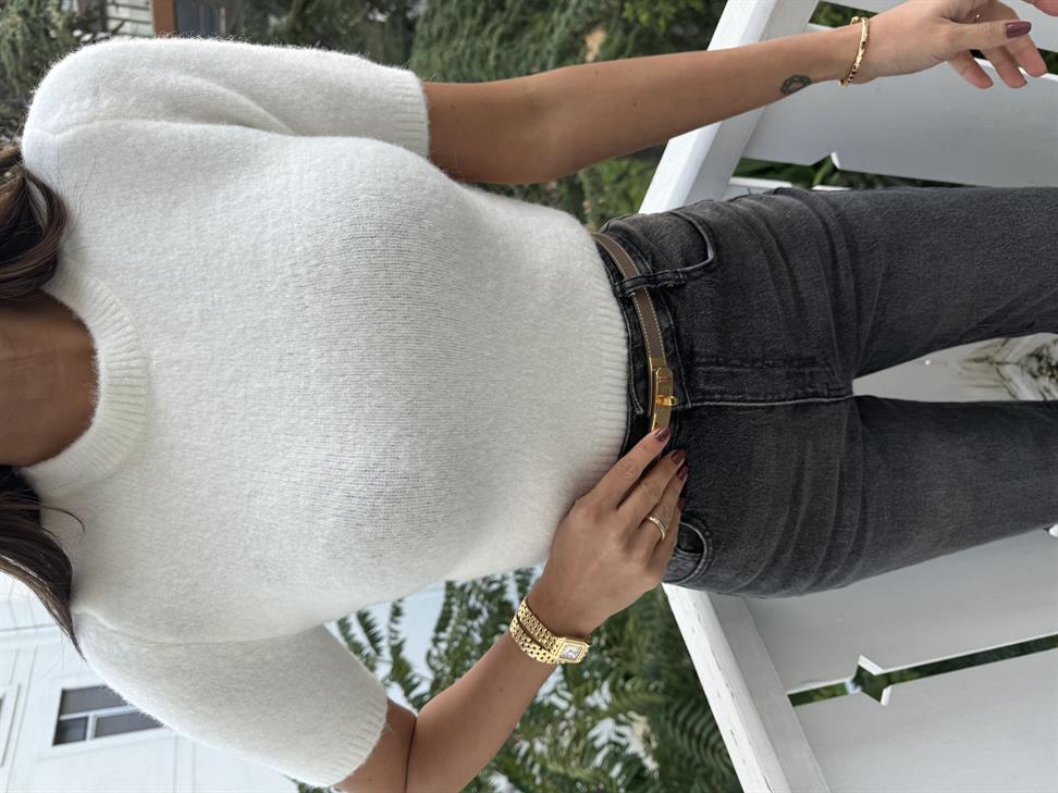 Ekru Yumuşak Doku Kısa Kol Triko Kazak