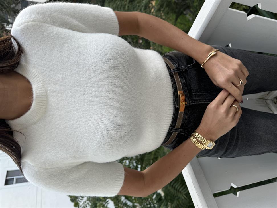 Ekru Yumuşak Doku Kısa Kol Triko Kazak