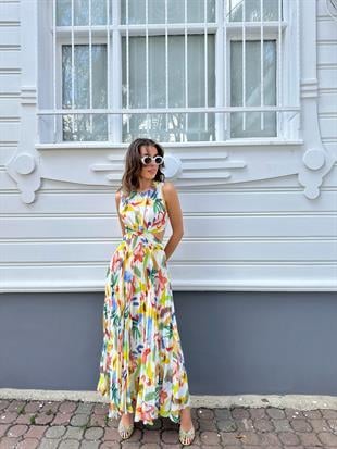 Eteği Pileli Uzun Renkli Elbise