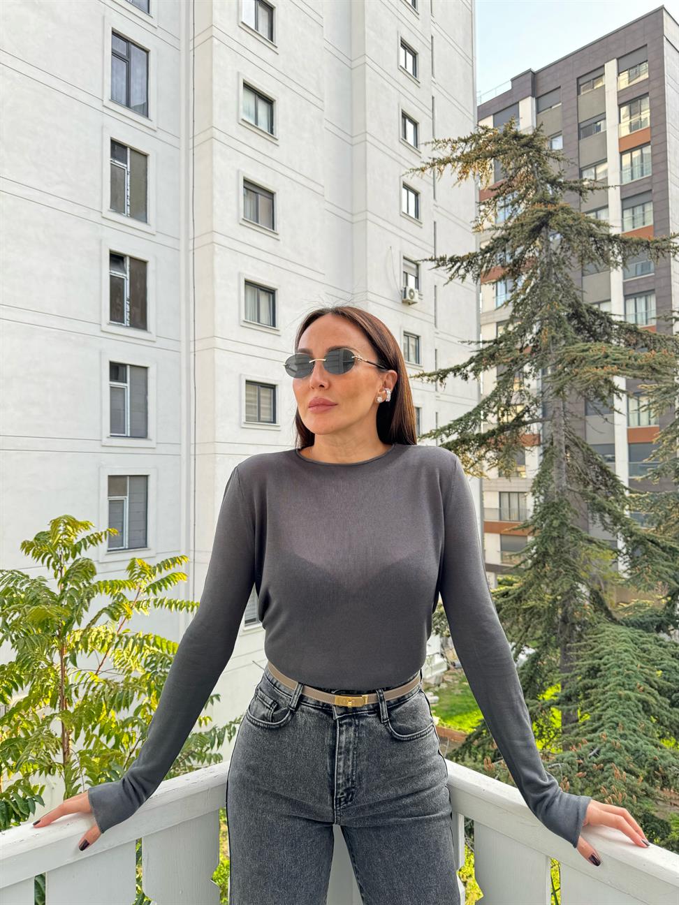 Füme Dik Yaka Yarı Transparan Triko