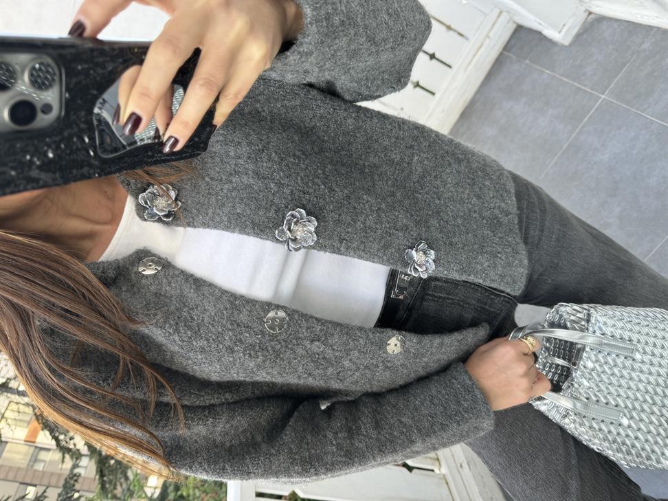 Füme Polo Yaka Çicek Çıtçıtlı Triko Hırka