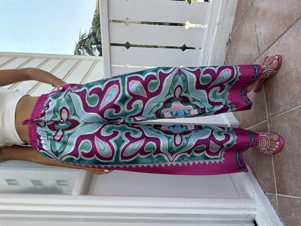 Fuşya Desenli Saten Kumaş Pantolon