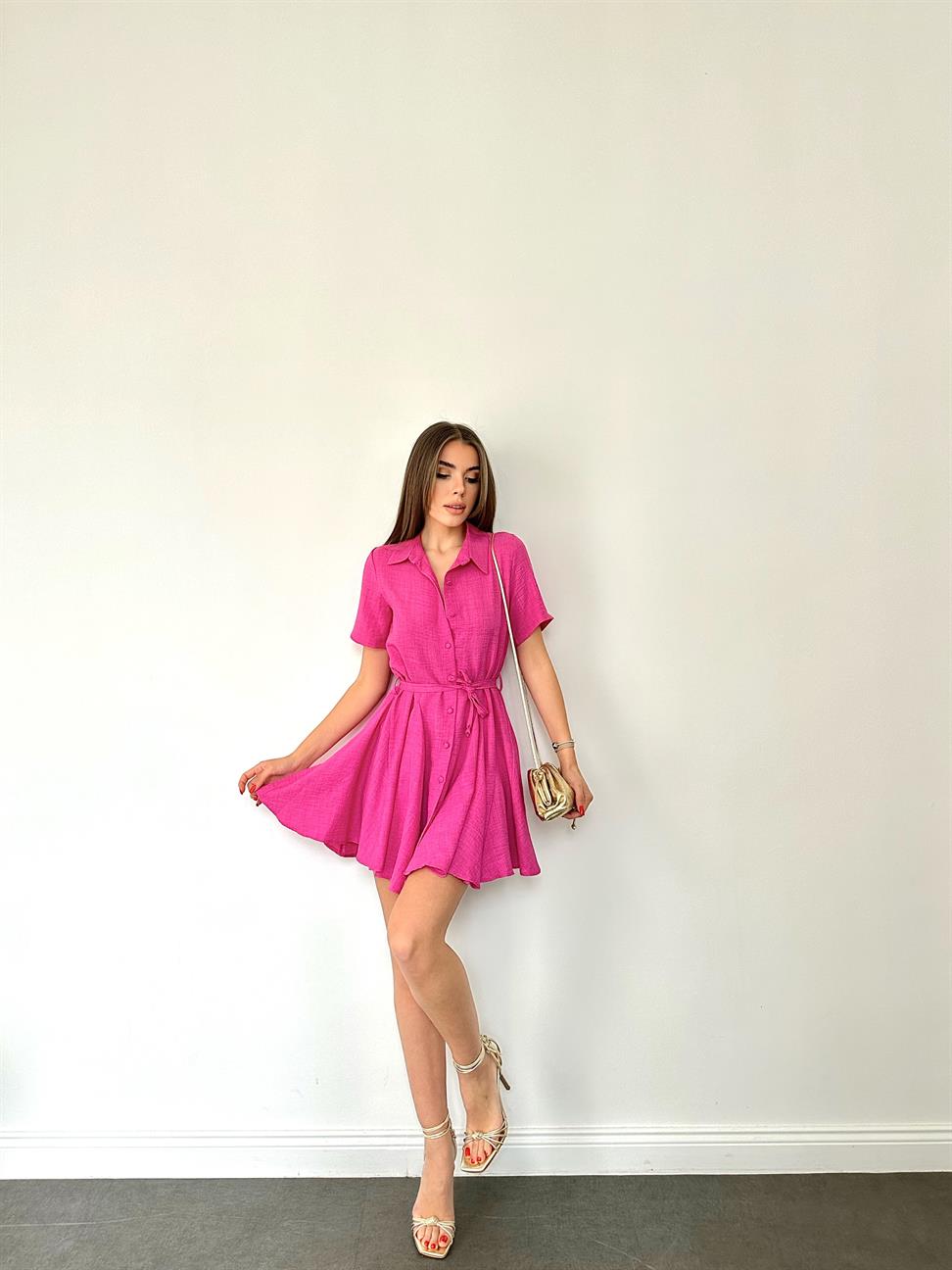 Fuşya Kısa Kollu Kuşak Bağlamalı Kısa Elbise
