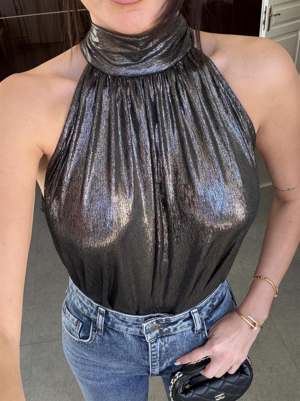 Gold Bağlama Detaylı Parlak Bluz