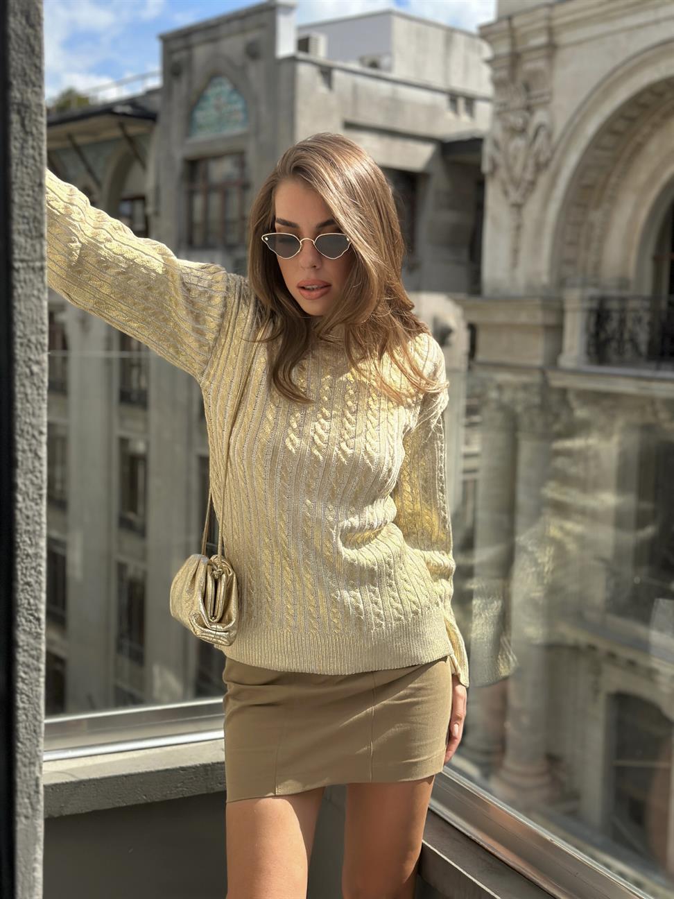 Gold Baskılı Triko Kazak