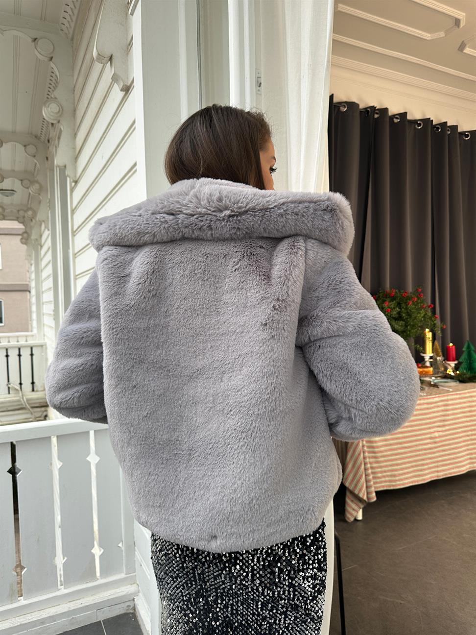 Gri Astarlı Peluş Kürk Ceket