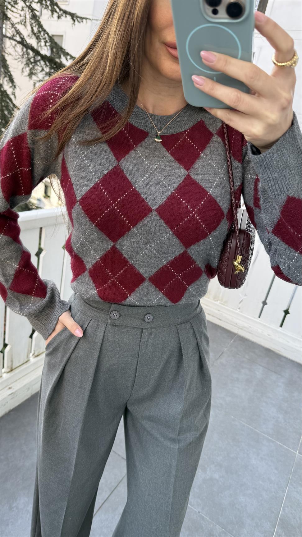 Gri Baklava Desen Kazak