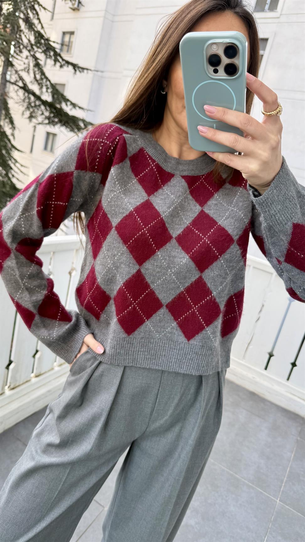 Gri Baklava Desen Kazak