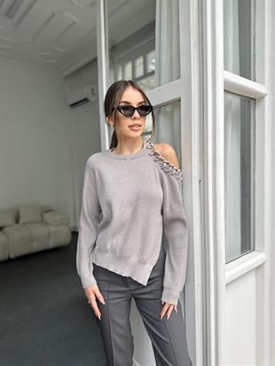Gri Bisiklet Yaka Sol Omzu Açık Kazak