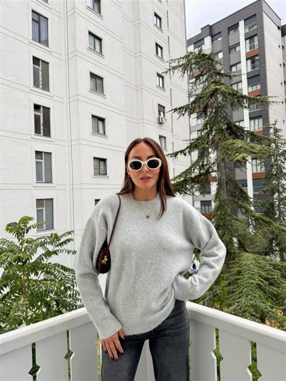 Gri Bisiklet Yaka Yumuşak Dokulu Triko Kazak