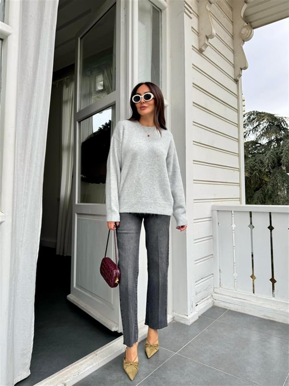 Gri Bisiklet Yaka Yumuşak Dokulu Triko Kazak