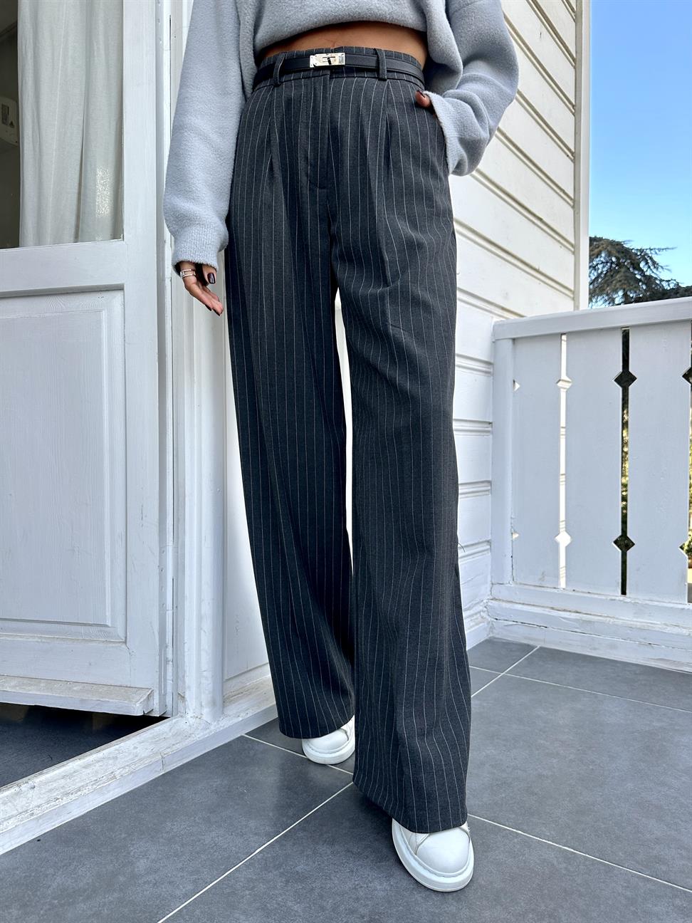 Gri Çizgili Bol Pantolon