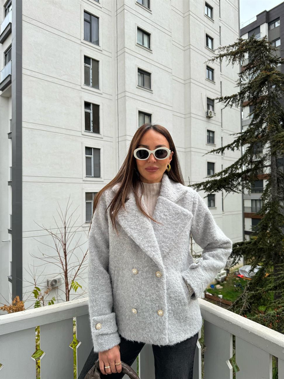 Gri Kırçıllı İnci Düğmeli Ceket