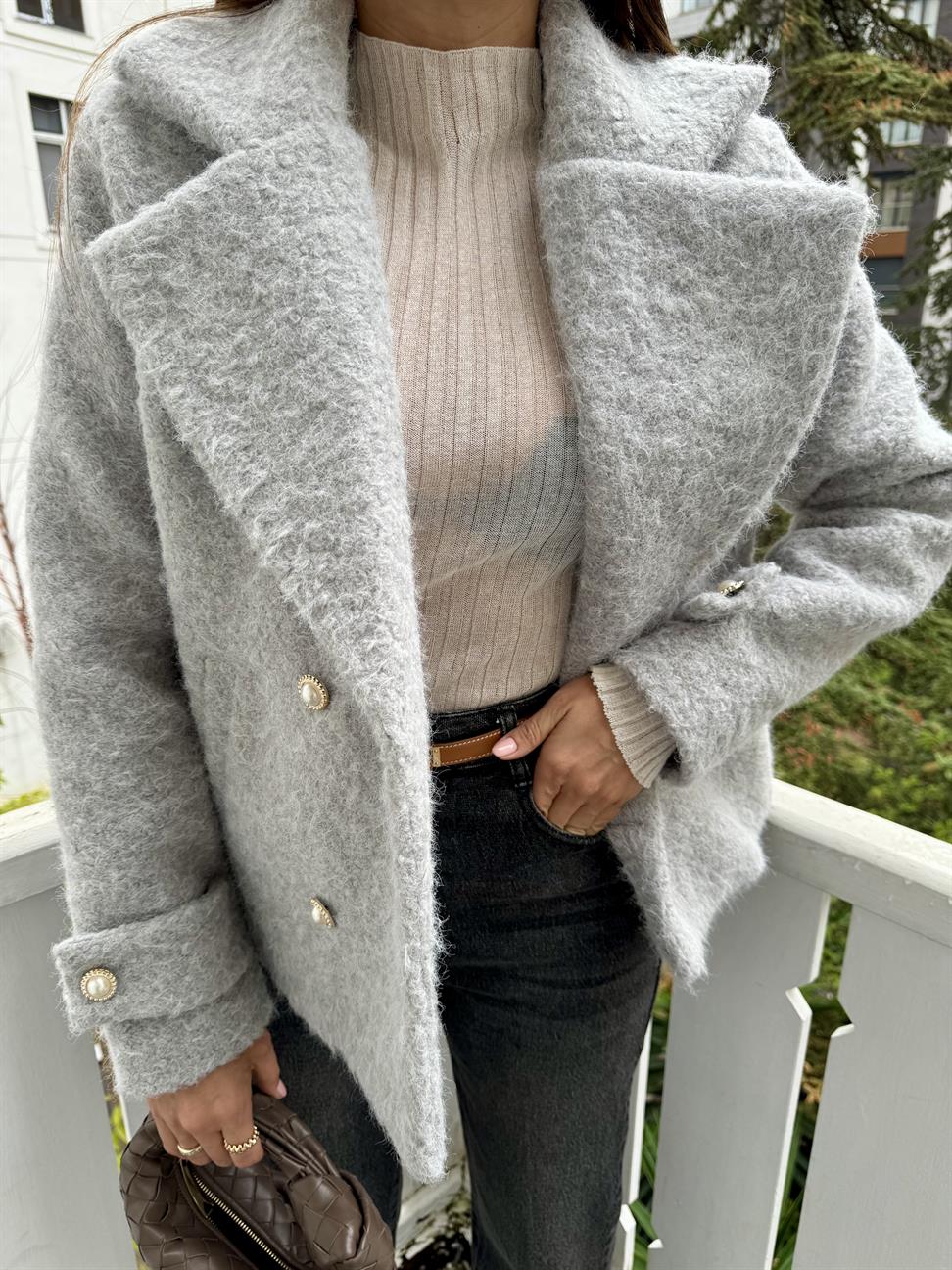 Gri Kırçıllı İnci Düğmeli Ceket