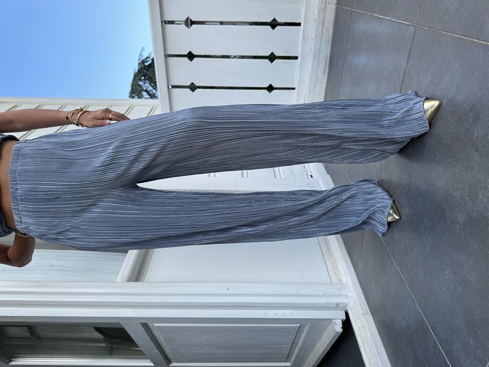 Gri Kırınkıl Kumaş Bluz Takım