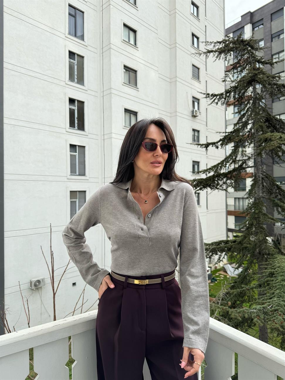 Gri Önü 4 Düğme Polo Yaka Kazak