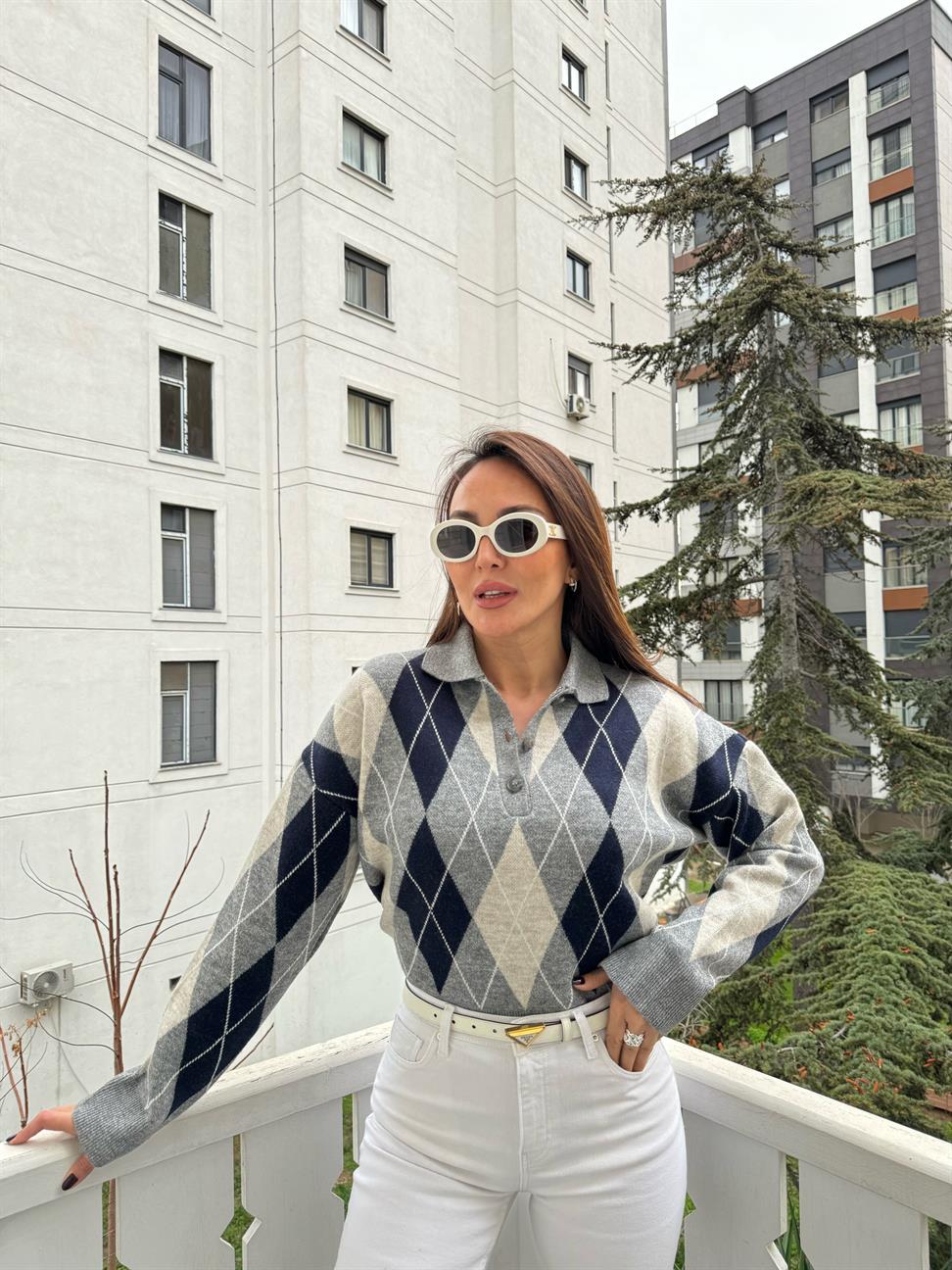 Gri Polo Yaka Baklava Desen Kazak