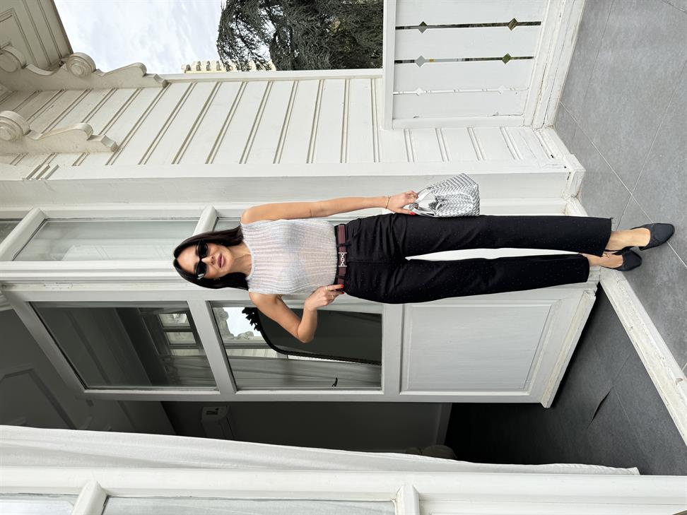 Gümüş Bisiklet Yaka Transparan Triko Bluz