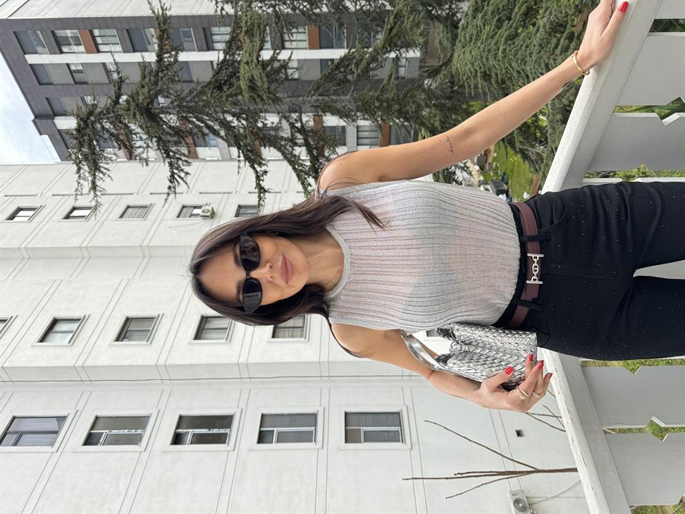 Gümüş Bisiklet Yaka Transparan Triko Bluz