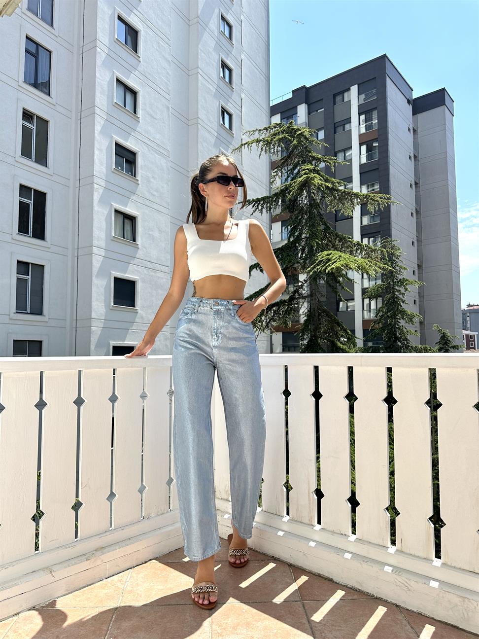 Gümüş Parlak Doku Jean