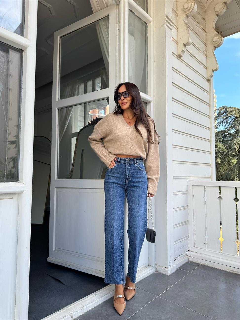 Hafif Eskitmeli Yıkamalı Düz Kesim Jean Pantolon