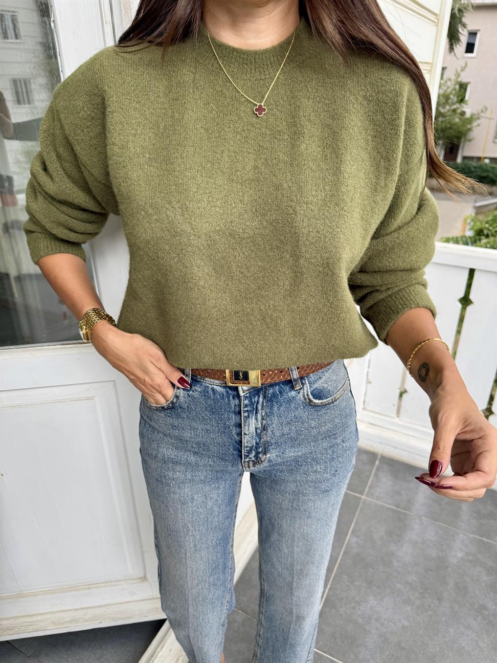 Haki Bisiklet Yaka Yumuşak Dokulu Triko Kazak