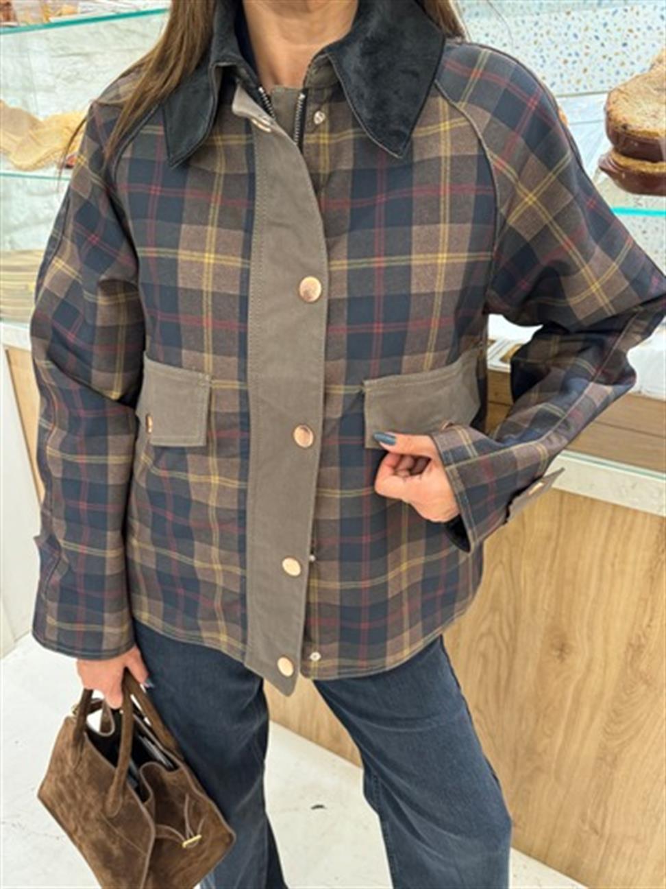 Haki Çıtçıtlı Ekoseli Ceket