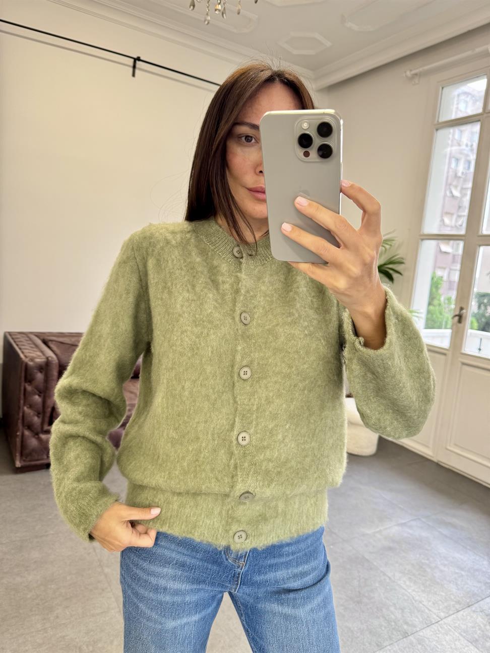 Haki Sıfır Yaka Sakallı Hırka