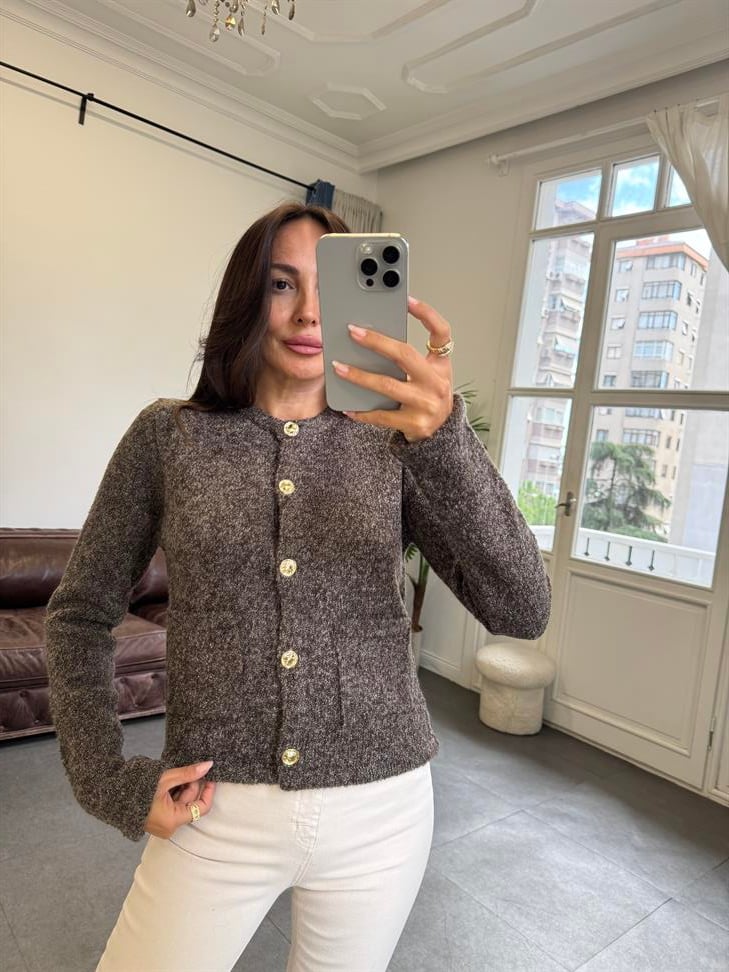 Kahve Bisiklet Yaka Buklet Cepli Düğmeli Triko Hırka