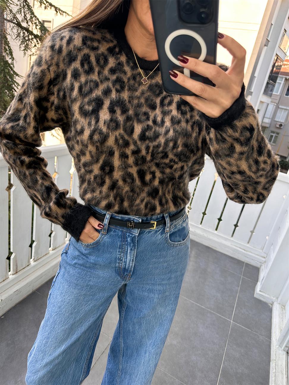 Kahve Bisiklet Yaka Leopar Sakallı Kazak