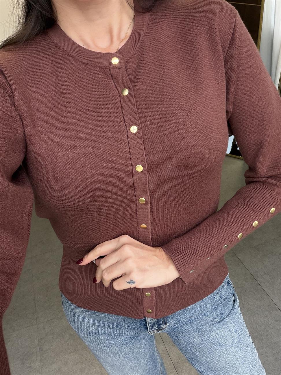 Kahve Çıtçıtlı Triko Hırka