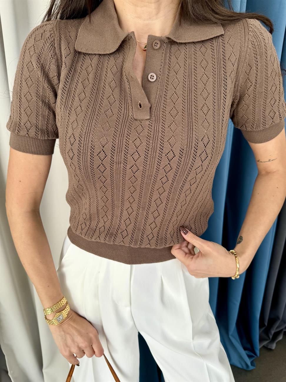 Kahve Delikli Polo Yaka Triko