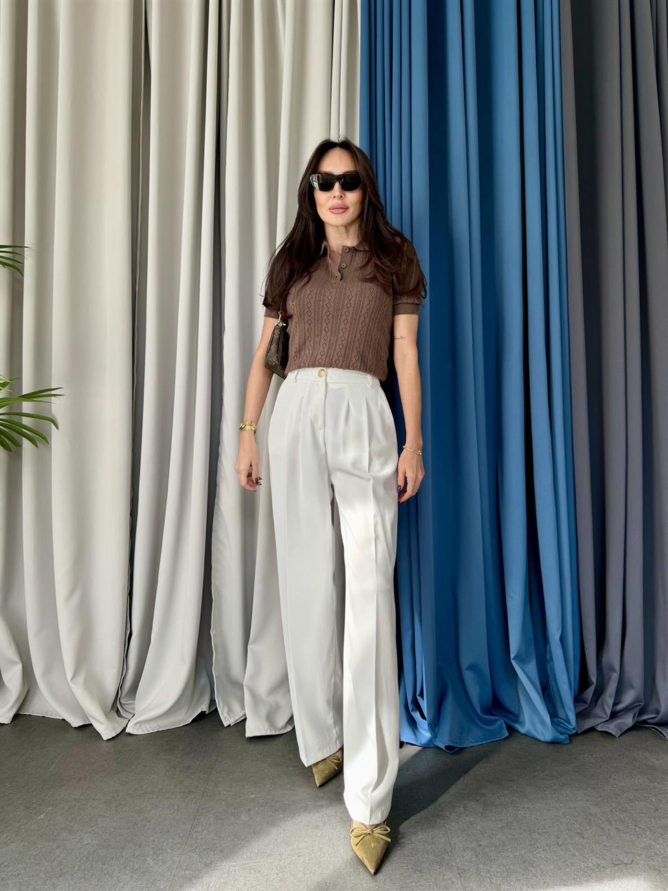 Kahve Delikli Polo Yaka Triko