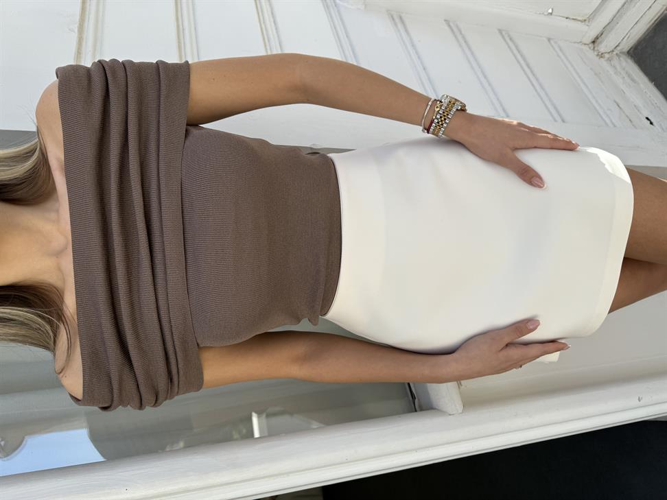 Kahve Dökümlü Madonna Bluz