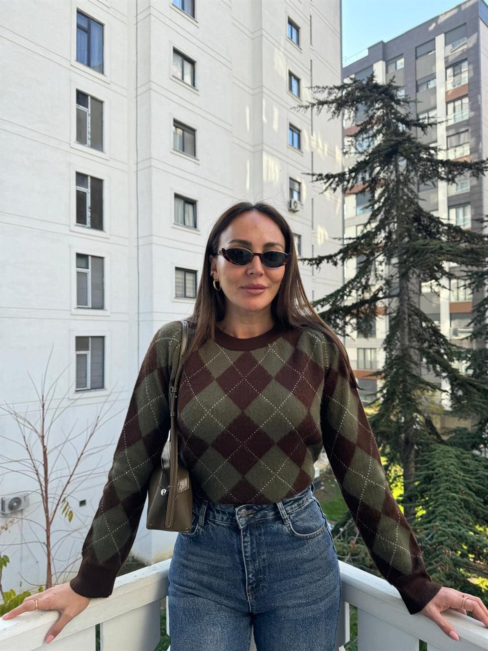 Kahve-Haki Baklava Desen Kazak