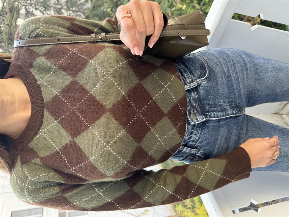 Kahve-Haki Baklava Desen Kazak