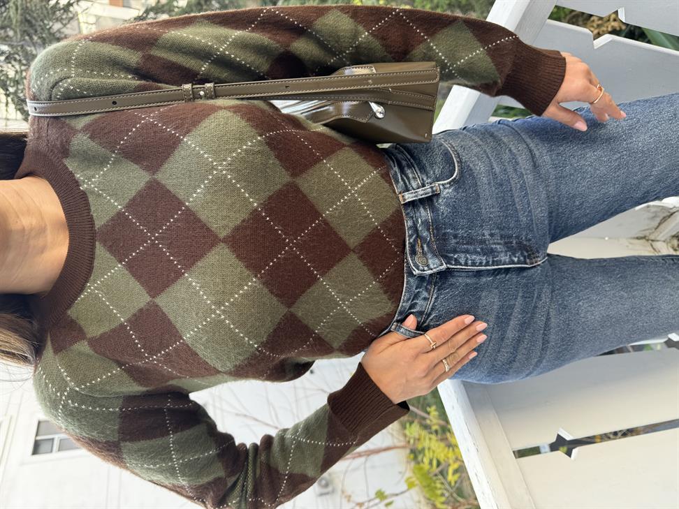 Kahve-Haki Baklava Desen Kazak