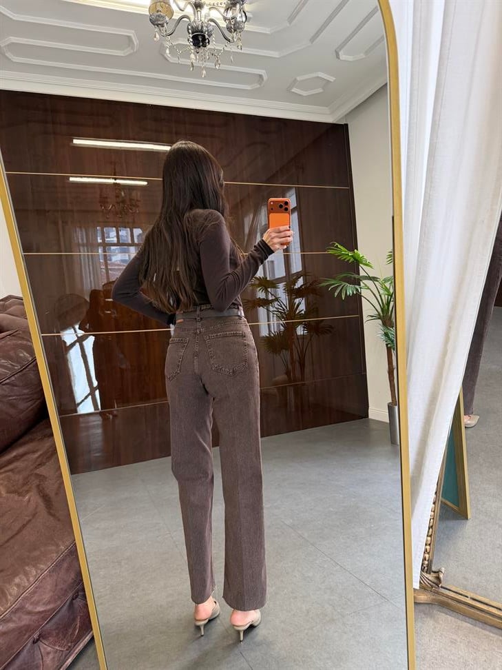 Kahve Kemerli Straight Düz Kesim Jean
