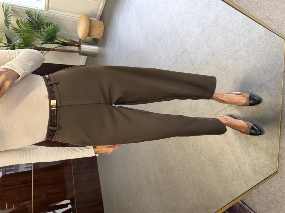 Kahve Klasik Düz Kesim Pantolon