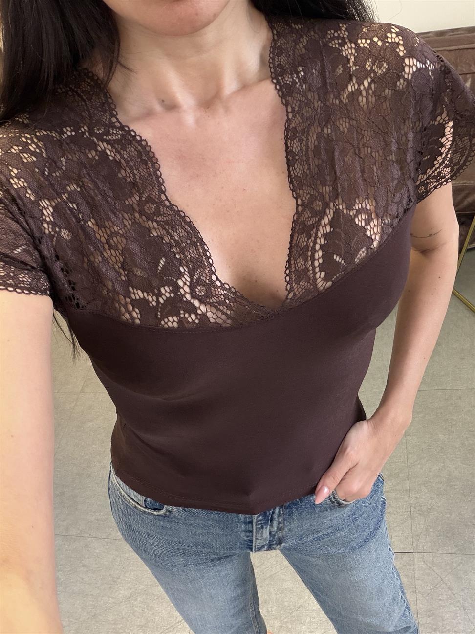 Kahve Kolları Dantelli Bluz